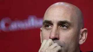 Rubiales aún resiste, pese a la presión, y busca el aval de la Asamblea de la Federación