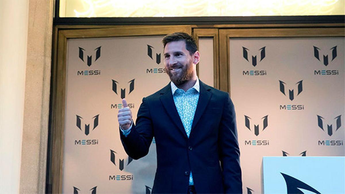 Messi presenta su marca ropa y los aficionados vibran con su aparición