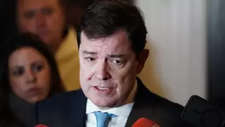 Feijóo y Puente cruzan la línea en redes: El incendio de Las Médulas desata la batalla política