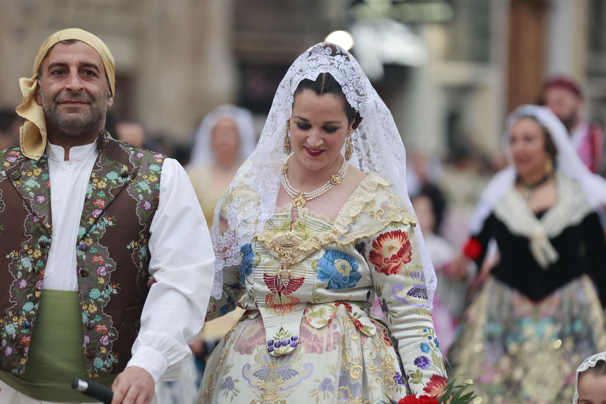 Búscate en el segundo día de ofrenda por la calle Quart (entre las 18:00 a las 19:00 horas)