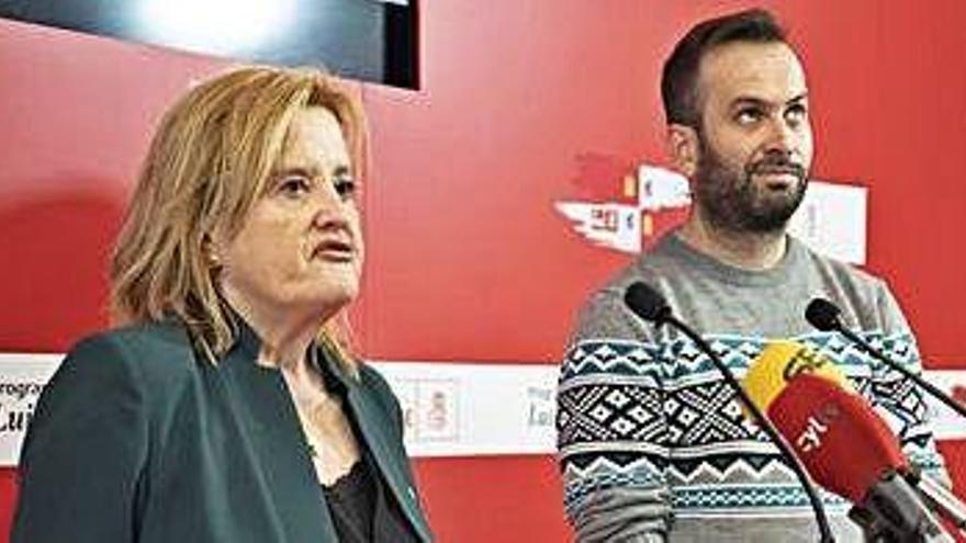 Mar Rominguera y David Gago durante una rueda de prensa.