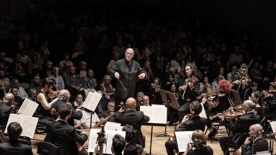 Haydn noquea a Elgar de la mano de McCreesh