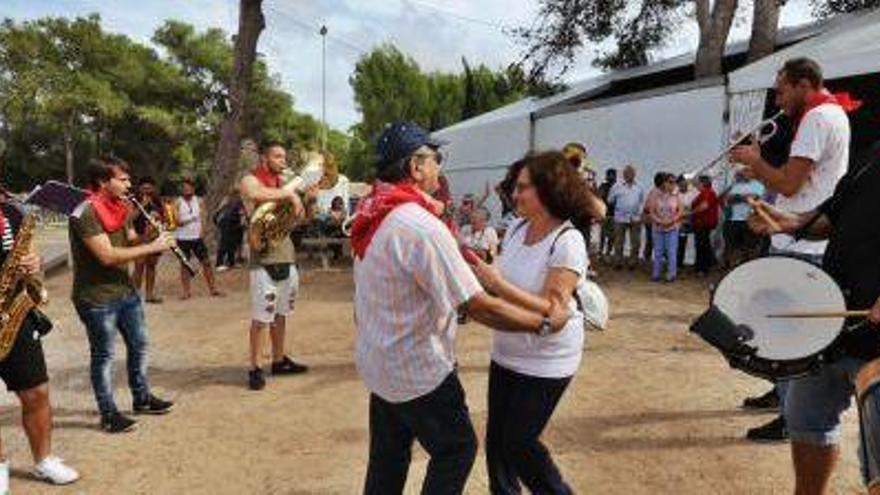 Fe rociera en las fiestas de Cala de Bou