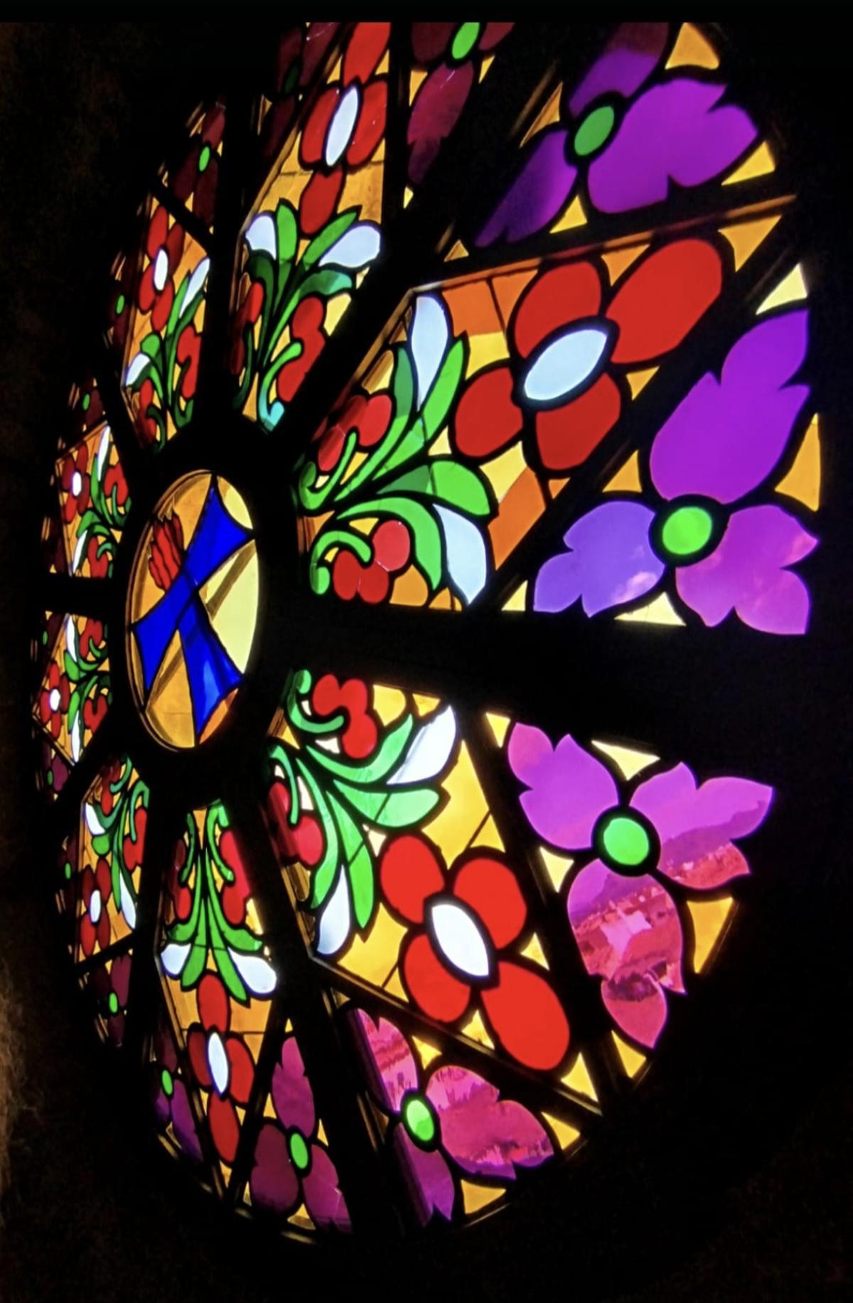 El rosetón ya luce reformado en la parroquia de sa Pobla.