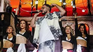 El ritmo ‘alocao’ de Omar Montes sacude la noche calurosa de Córdoba