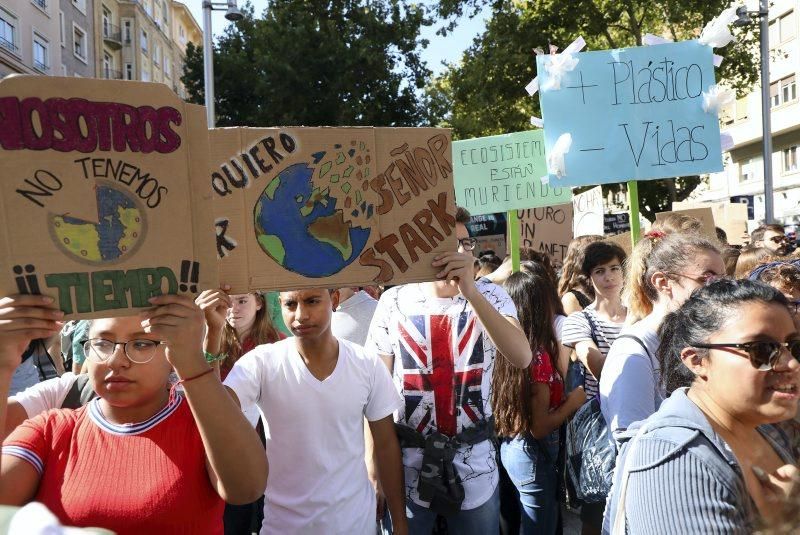 Manifestación por el clima en Zaragoza