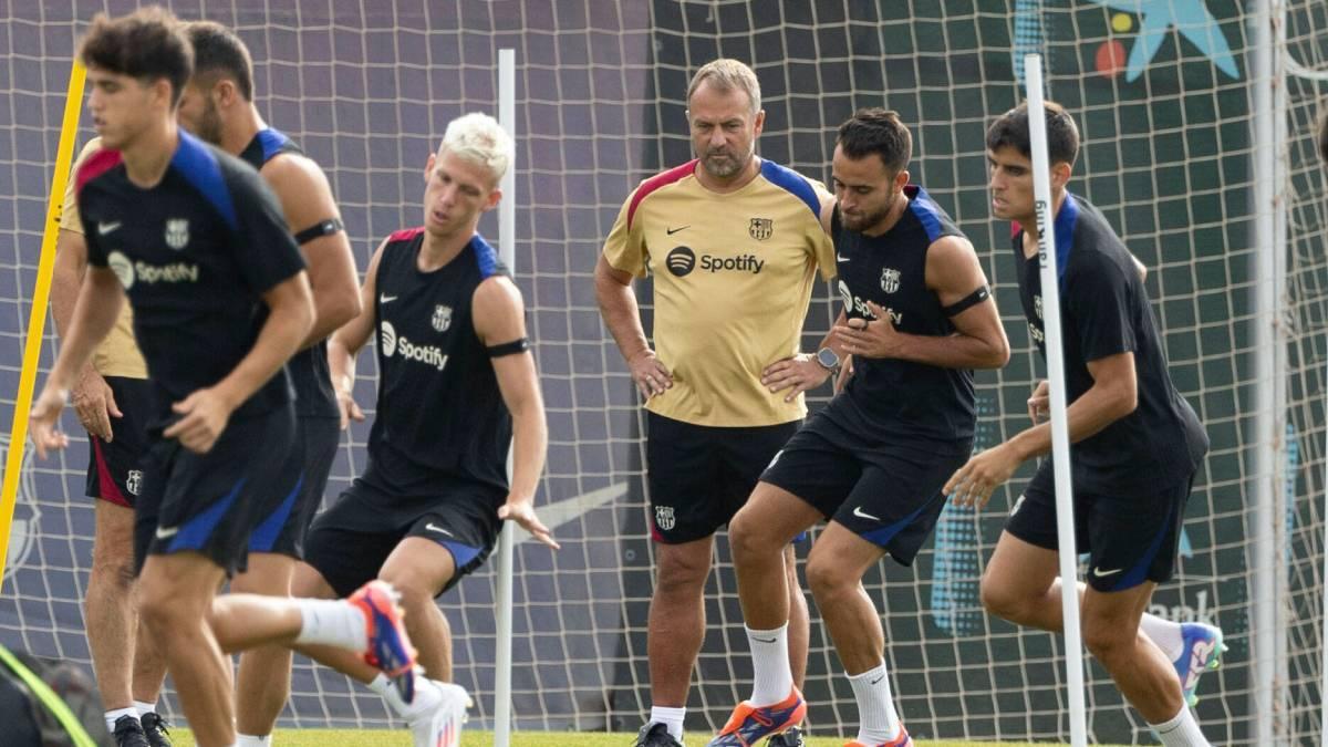 Flick, junto a Olmo, Gerard Martín y Eric