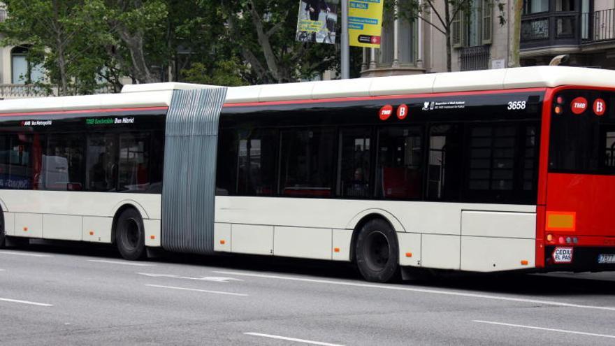 Un autobús de TMB