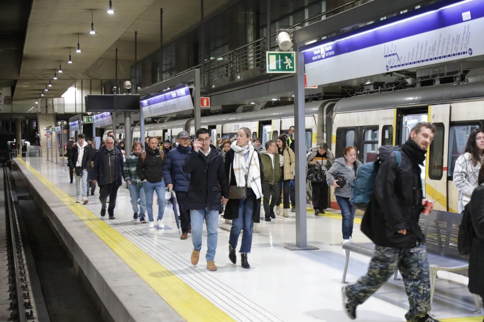 Las mascarillas ya no son obligatorias en el transporte público