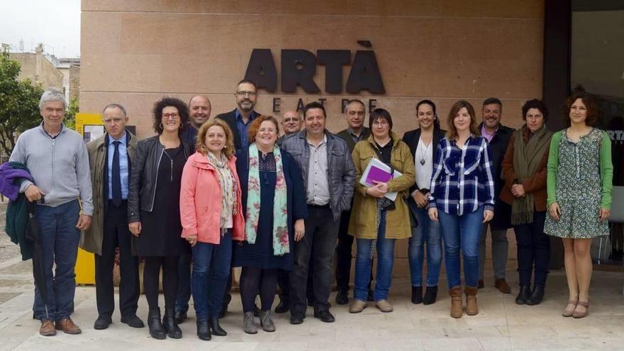 La Xarxa pel Ramon Llull decide continuar