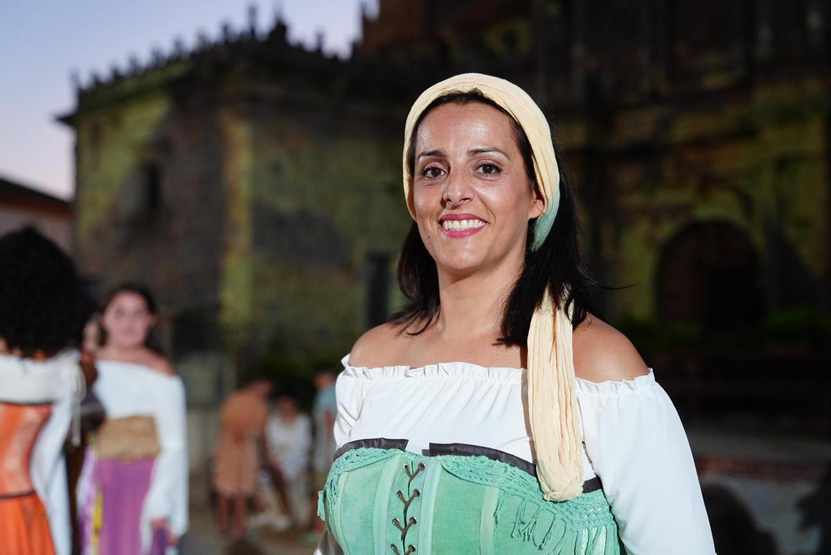 Mónica González, licenciada en Arte Dramático y logopeda, es la primera hinojoseña al frente de la dirección.