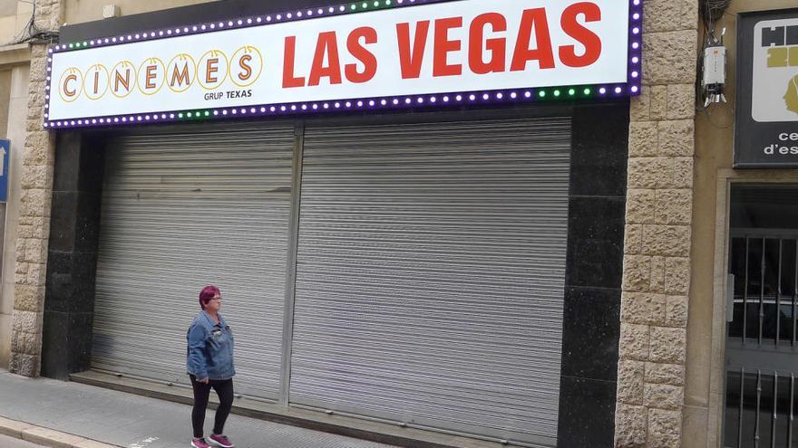 El cinema Las Vegas continua obert sense el permís definitiu