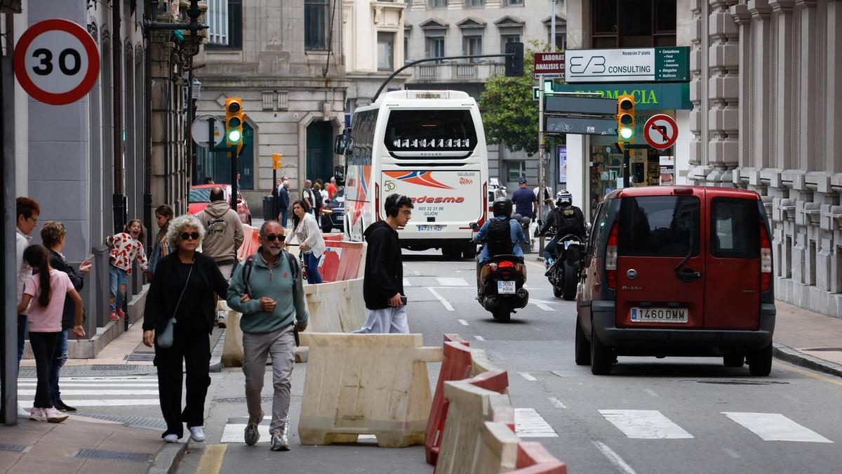 Los cambios de tráfico en el centro de Gijón pasan la prueba: "Es viable"