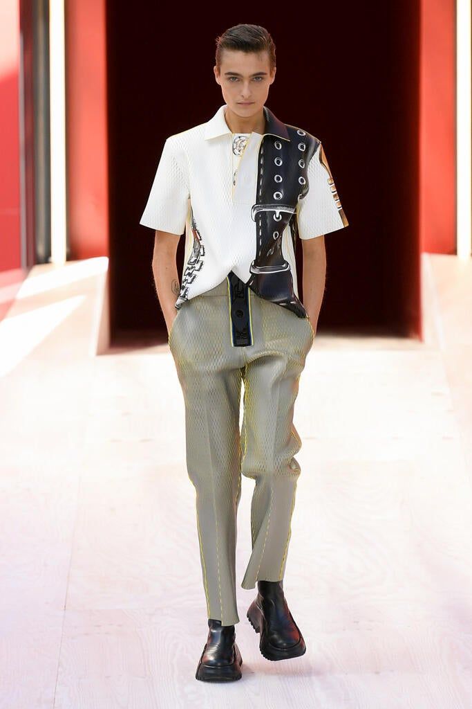 Louis Vuitton presentó una pasarela mostrando las tendencias de