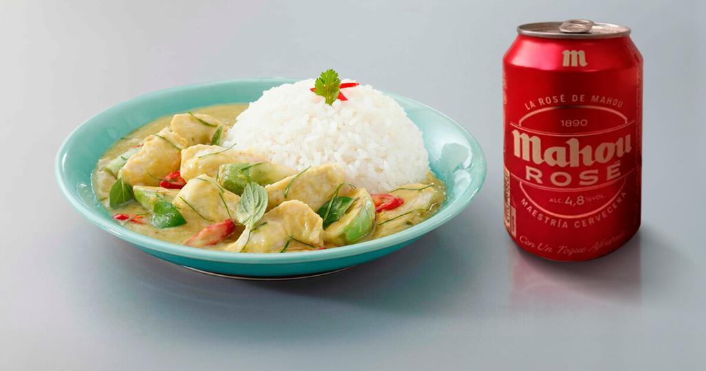 Curry de pollo con leche de coco