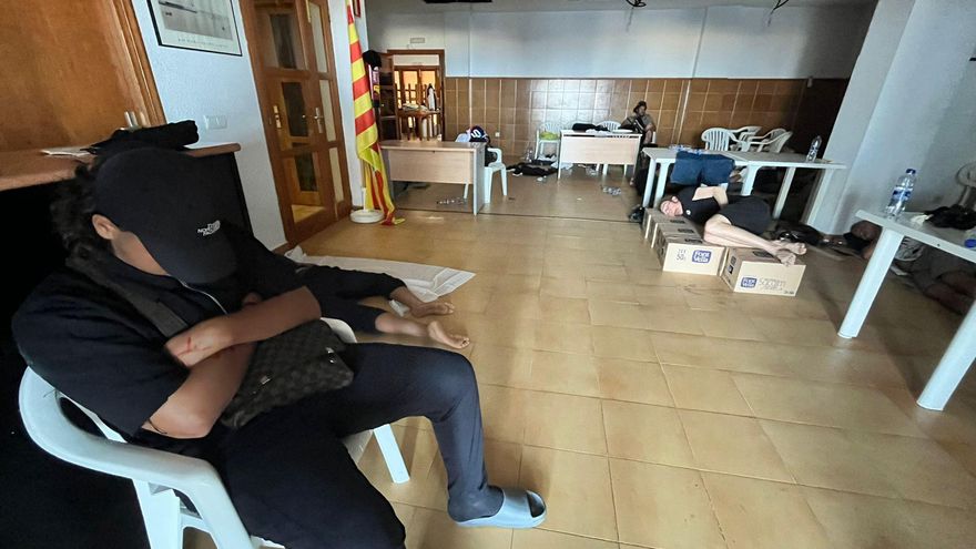 Formentera, colapsada por la llegada de migrantes, exige ayuda estatal: &quot;Así no podemos seguir&quot;