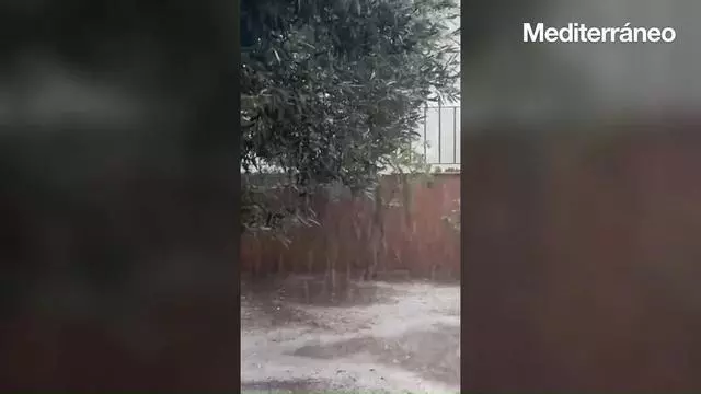 Vídeo: Bejís supera los 140 litros por metro cuadrado tras una tarde de fuertes tormentas