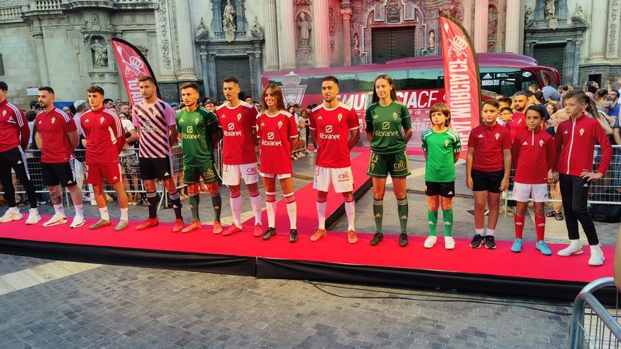 Así son las nuevas equipaciones Adidas del Real Murcia