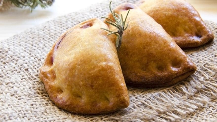 Empanadillas rellenas de berenjena, tofu y menta