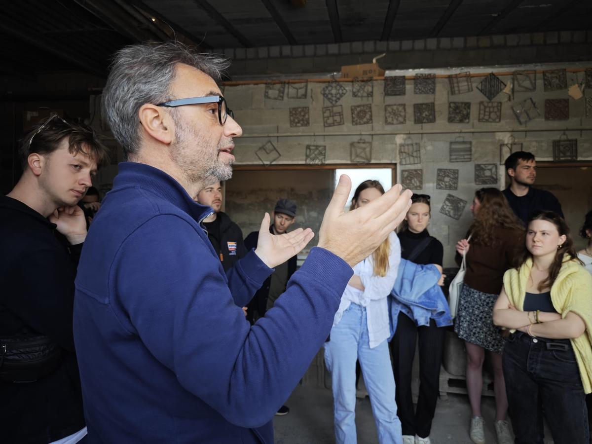 Los alumnos del catedrático Roger Boltshauser de la escuela más puntera de Europa visitan arquitectos, edificios y empresas de la isla que son líderes en sostenibilidad