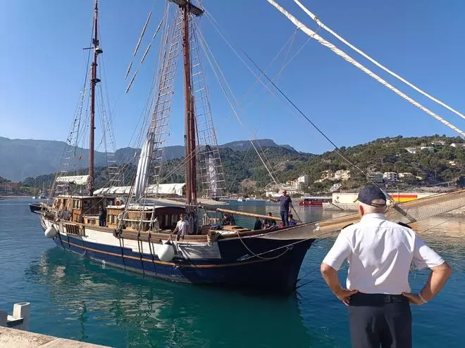 FOTOS | El hermanamiento de los museos marítimos de Sóller y La Ràpita, en imágenes