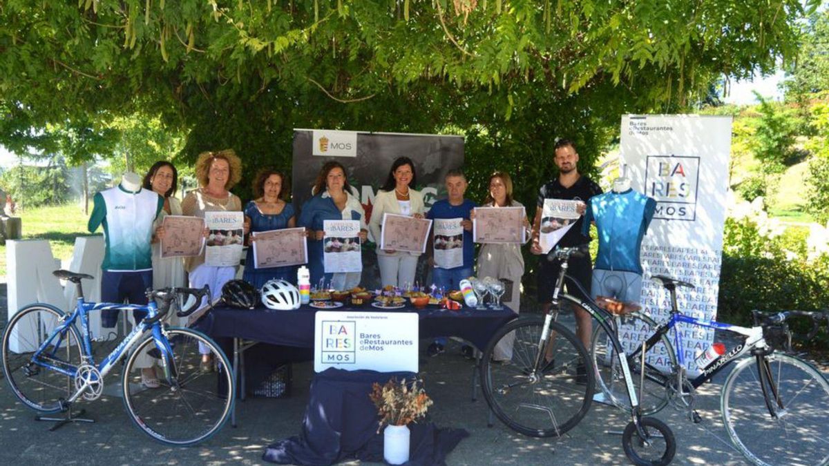 Presentación de «A Volta nos Bares», ayer en Mos.