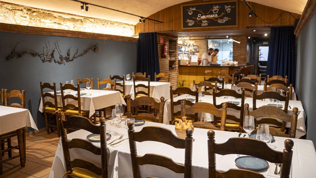 Uno de los comedores del restaurante Arrel.