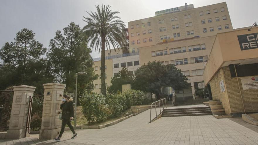 Exterior del Hospital General de Alicante.