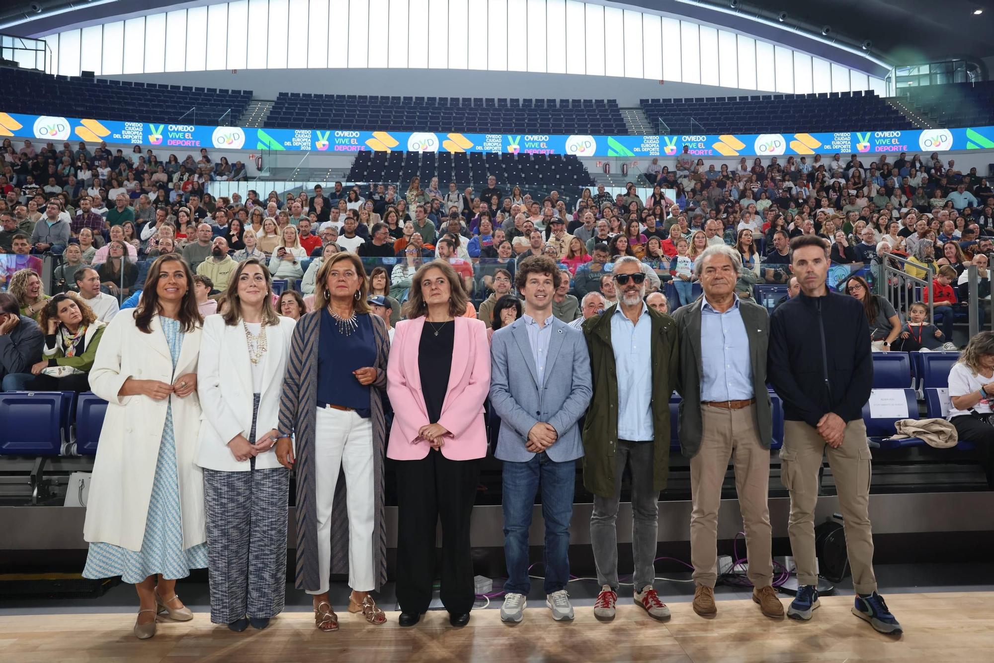 EN IMÁGENES: El encuentro de 50 clubs de Oviedo en el Palacio de los Deportes