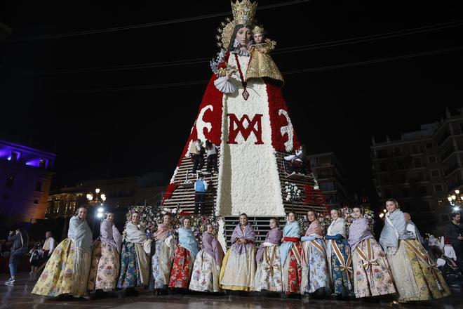 Ofrenda día 18. Calle san Vicente (20:00 a 21:00h)