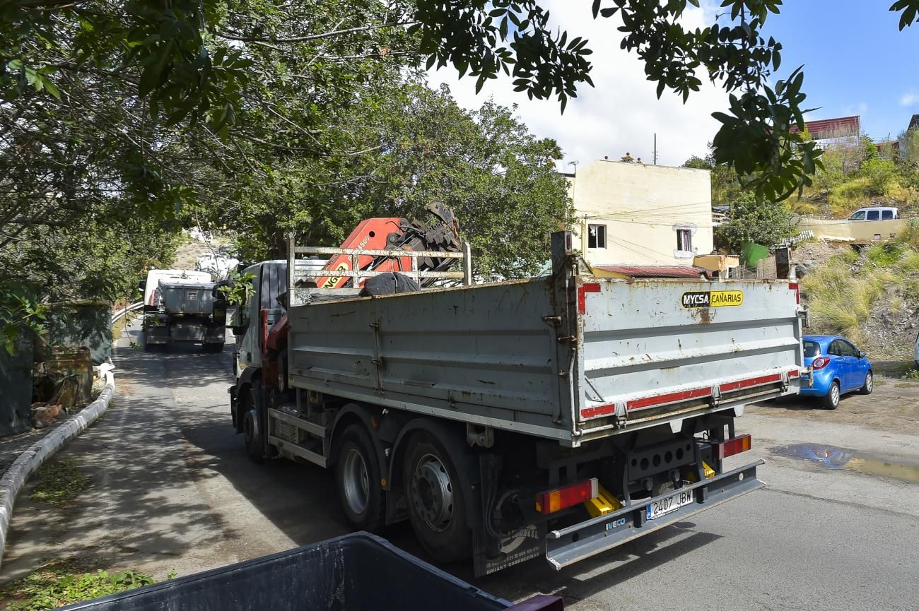 Familias de Barranco Seco afectadas por los malos olores