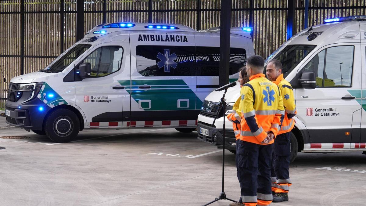 El Servei d’Emergències Mèdiques, presenta los nuevos modelos de ambulancias