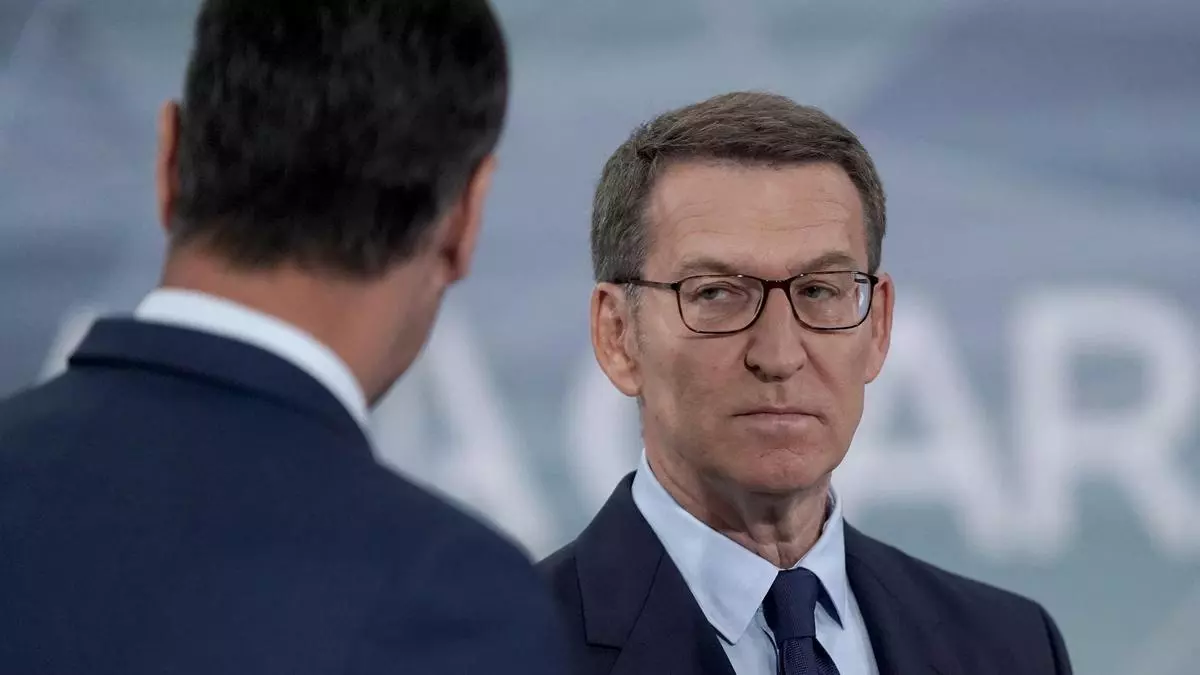 Feijóo desarbola a Sánchez con la política económica