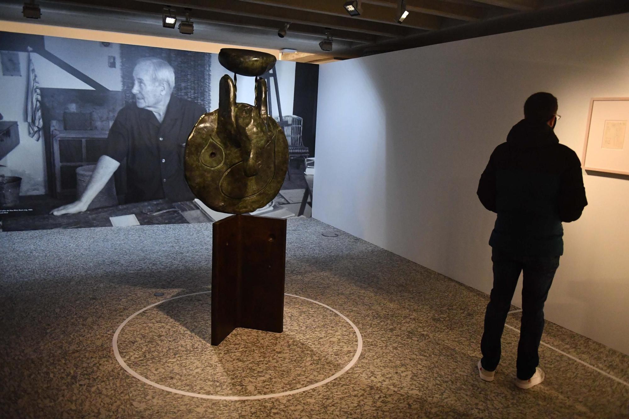 La Fundación Barrié inaugura su exposición de Miró