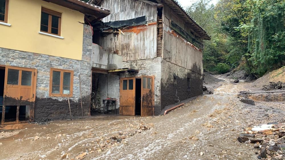 Segundo día de temporal en Asturias: Argayo Salas