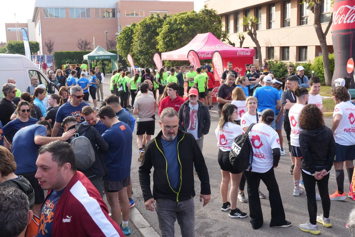 Búscate en las fotos de la Carrera de las Empresas en Castellón