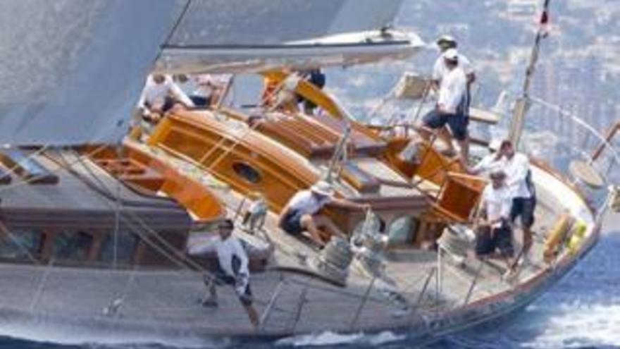 Majestätische Gefährte: Beim Superyacht Cup treffen sich über 20 Boote vor Palma.