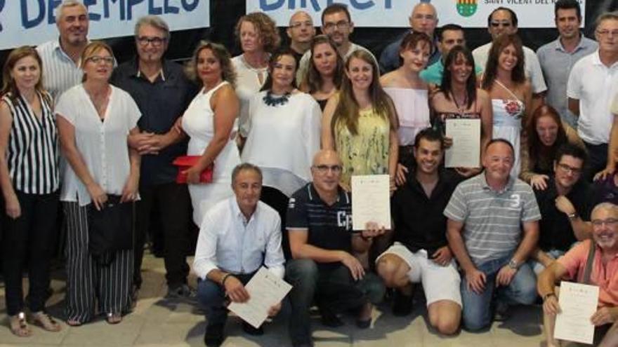 San Vicente clausura el taller de empleo que ha rehabilitado área deportivas