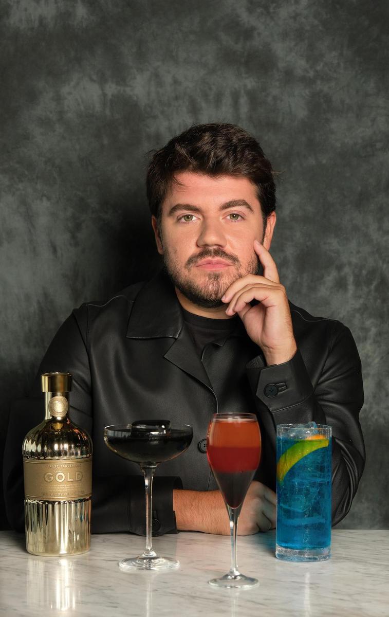 UN 'MATCH' DE MODA Y COCTELERÍA CON JORGE REDONDO Y GIN GOLD