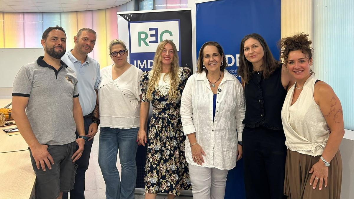 Blanca Torrent junto a emprendedores del espacio.