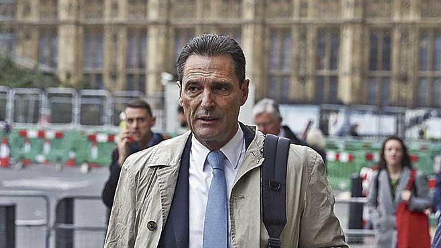 Peter Fankhauser, a su llegada ayer al Parlamento britÃ¡nico para dar explicaciones de la quiebra.