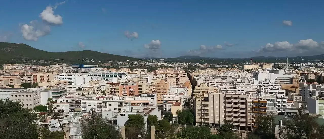 Imagen de archivo de viviendas de Ibiza.