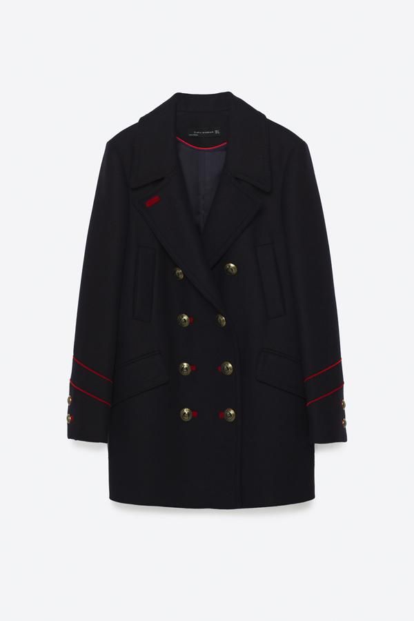 Dos looks de invierno, 'made in' Olivia Palermo: abrigo militar de Zara