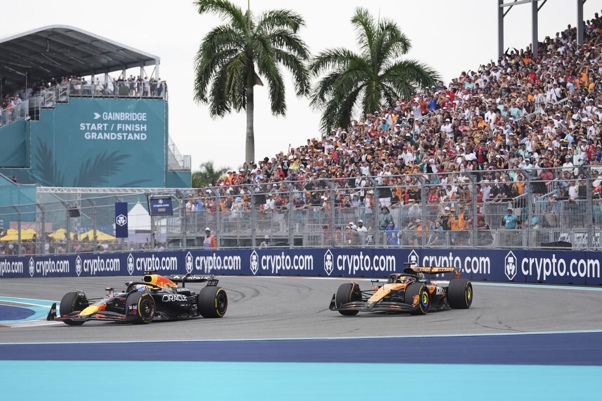 Piastri y Norris buscan copar el podio