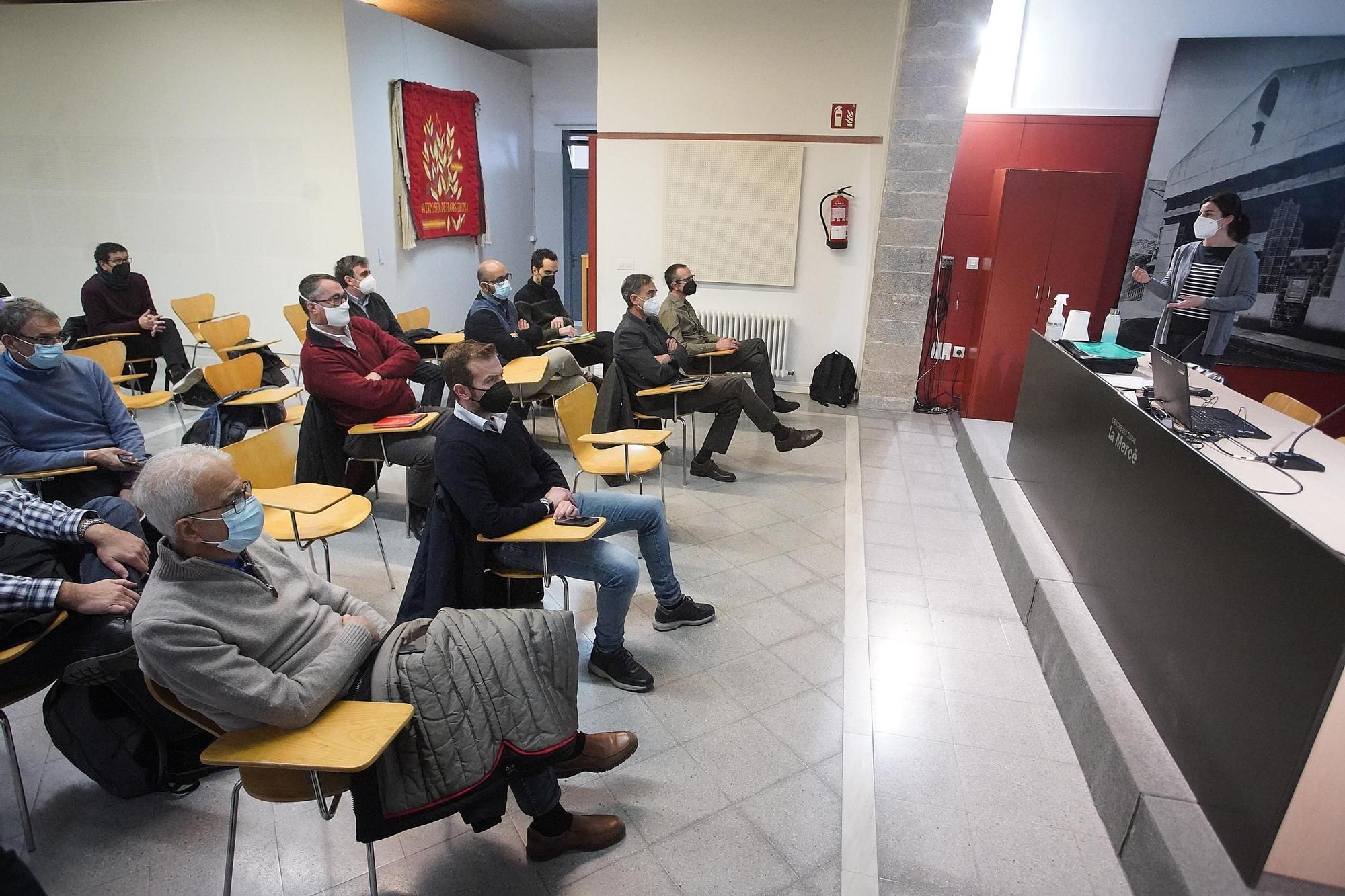 Municipis del Vallès Occidental s’interessen pel sistema de contenidors intel·ligents de Girona