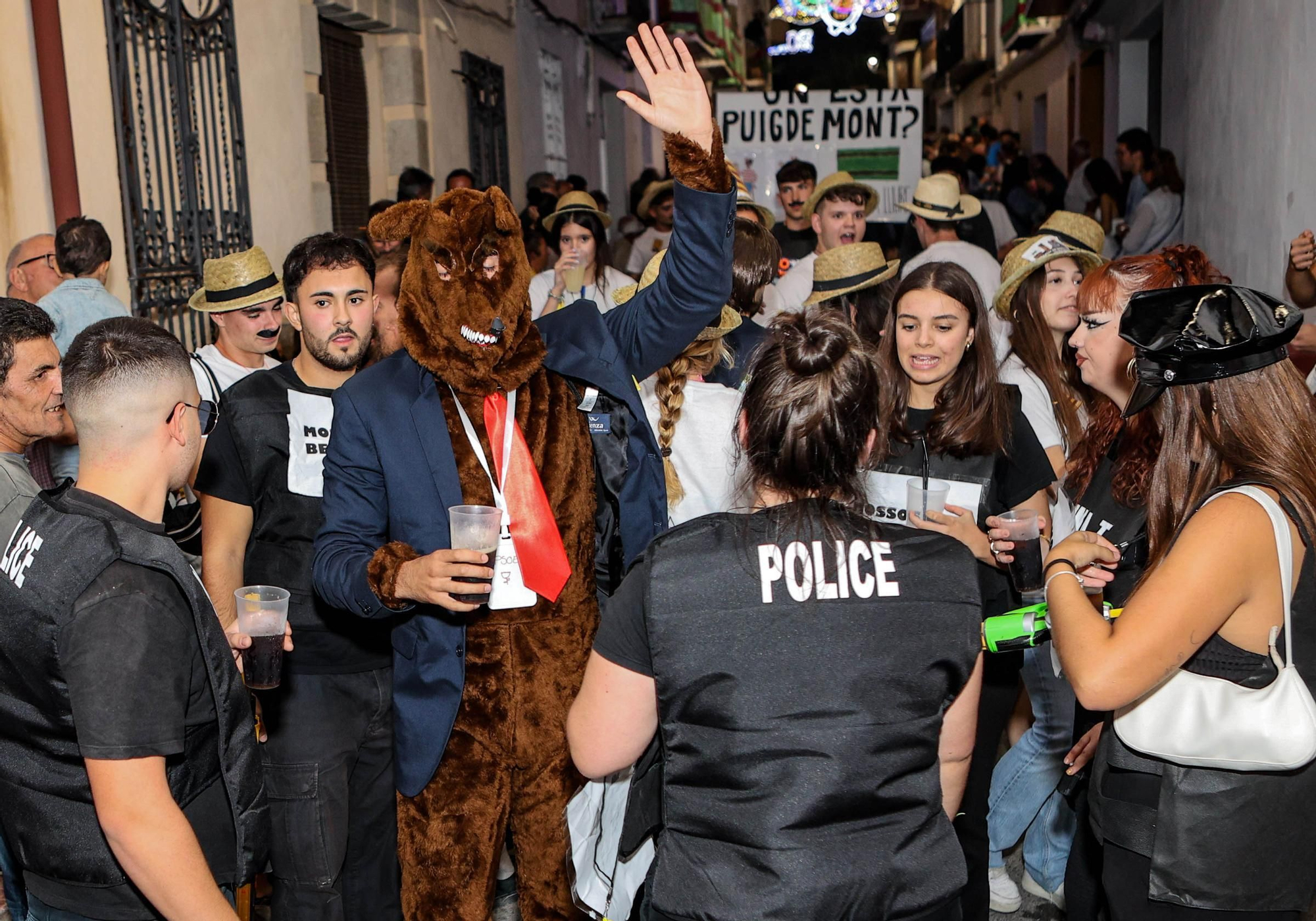 Imágenes de la Nit de l'olla de Benilloba