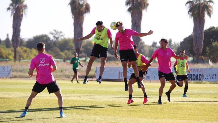 Álex Robles se estrena con el Córdoba CF