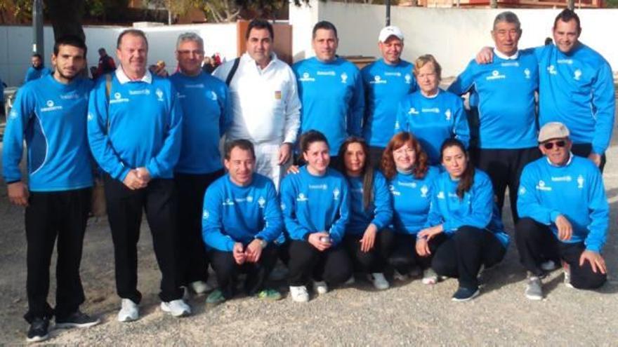 El club de Benifaió inicia la temporada de petanca