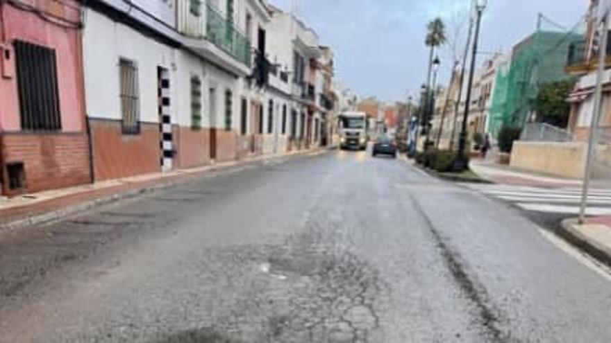 Estado de la carretera a su paso por Guillena, en Sevilla.