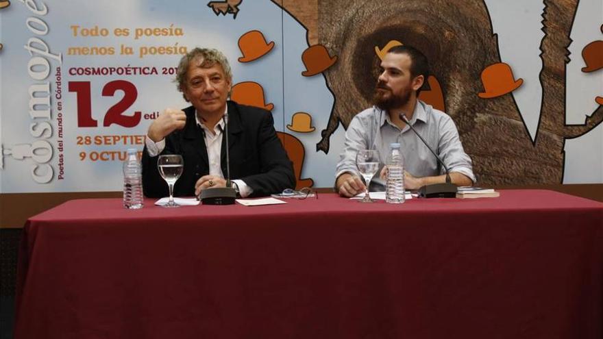 Mestre: &quot;La poesía ofrece un grado de delicada pero intensa resistencia&quot;